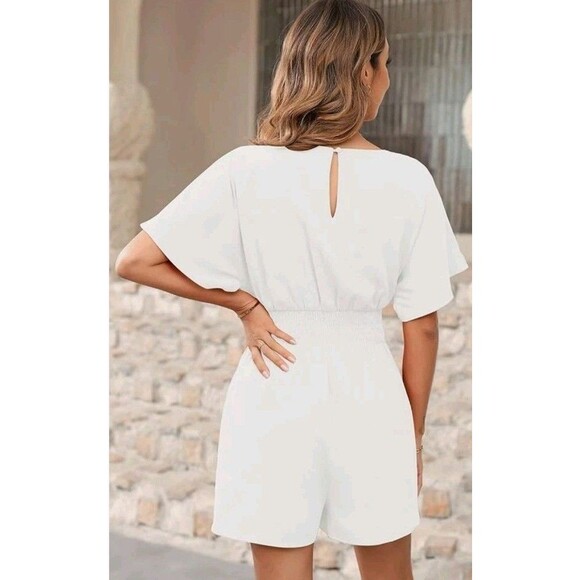 Dokotoo Women’s L White Smocked Ruffle-Sleeve Short Romper – Summer Boho Casual - Picture 2 of 9